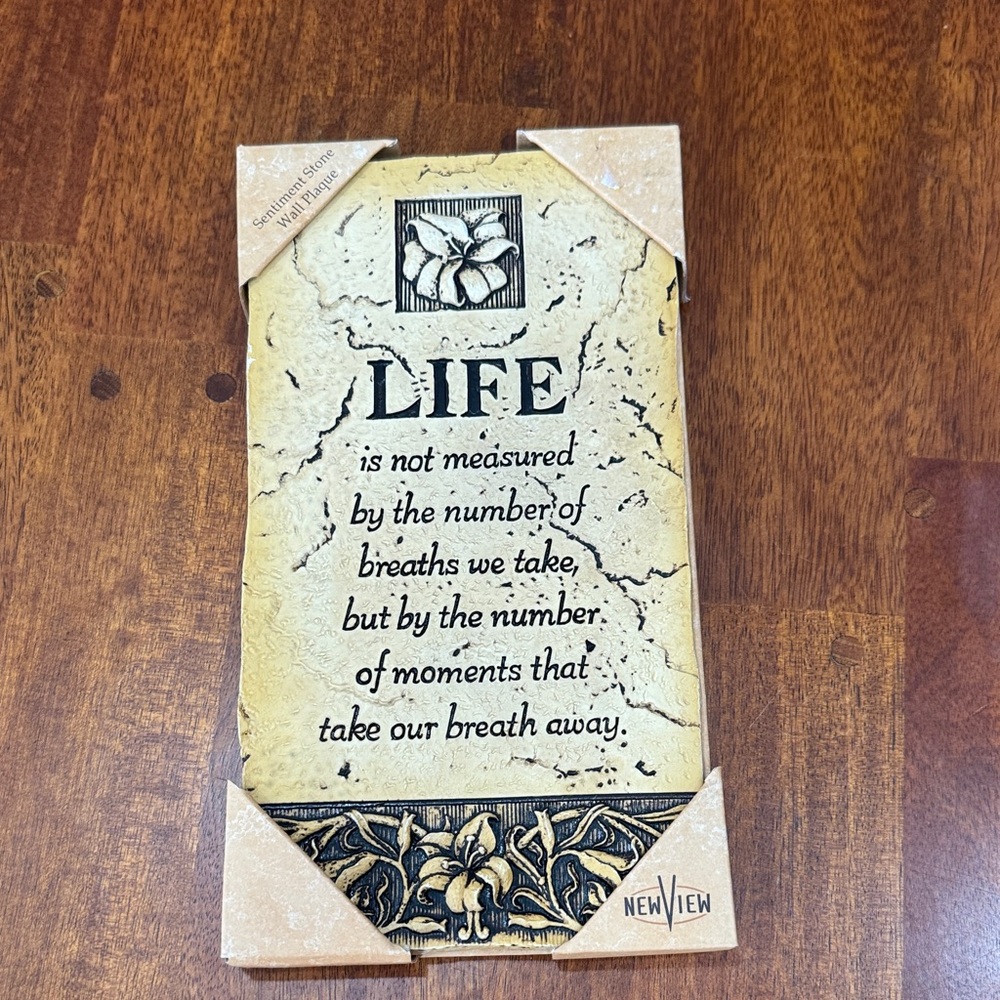 NWT Sentiment Stone Wall Plaque Inspirational Wall Plaque with Quote